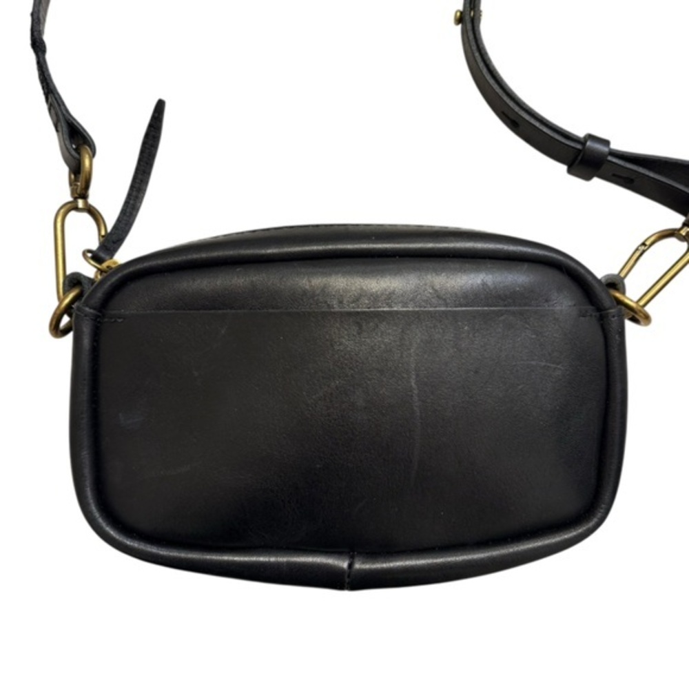 Madewell Essentials Carabiner Mini Leather Crossbody